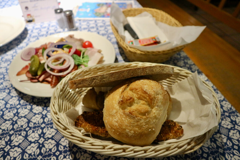 Bread basket