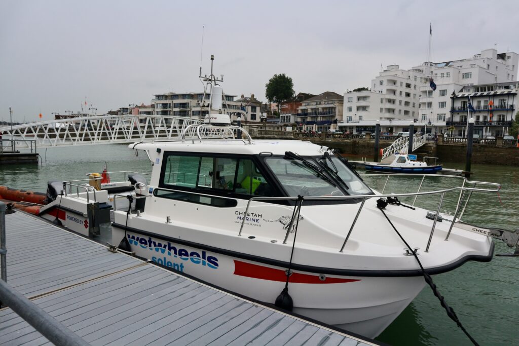 Wetwheels accessible sailing boat